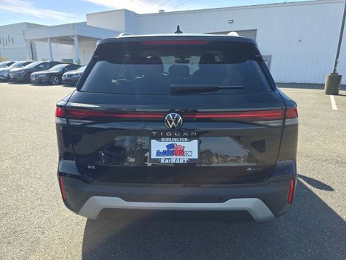 New 2026 Volkswagen Tiguan SE AWD/4WD image 4