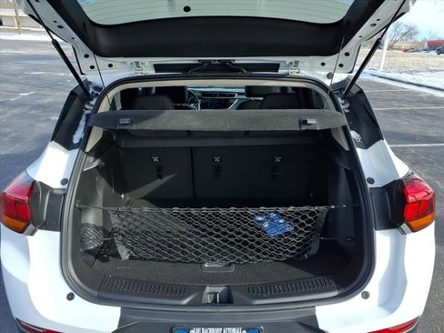 Certified 2021 Buick Encore GX Preferred w/ LPO, Trailering Package image 30