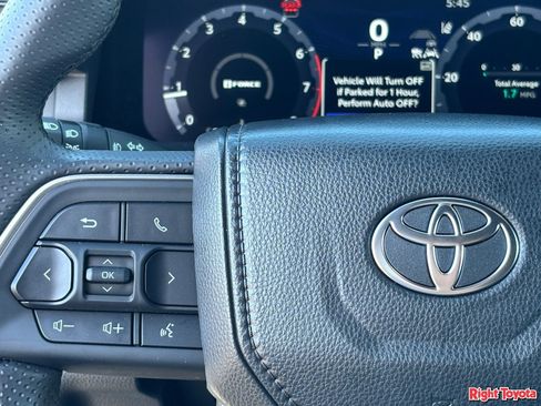 Certified 2026 Toyota 4Runner TRD Off-Road AWD/4WD image 22