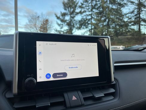 Used 2025 Toyota RAV4 LE image 21