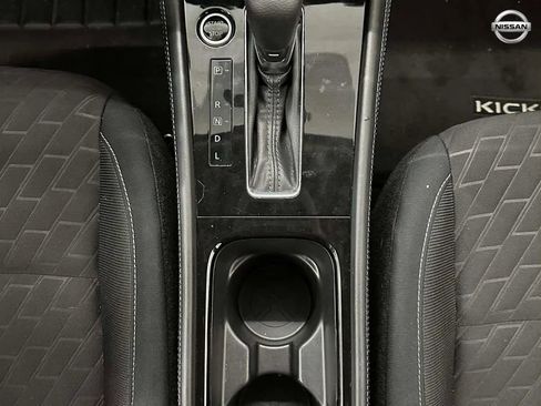 Used 2023 Nissan Kicks SV image 24