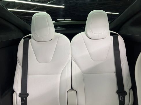 Used 2023 Tesla Model X Plaid image 16