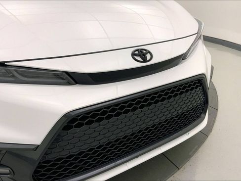 Used 2022 Toyota Corolla SE FWD image 28
