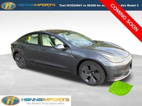 Used 2023 Tesla Model 3 Standard Range image 1