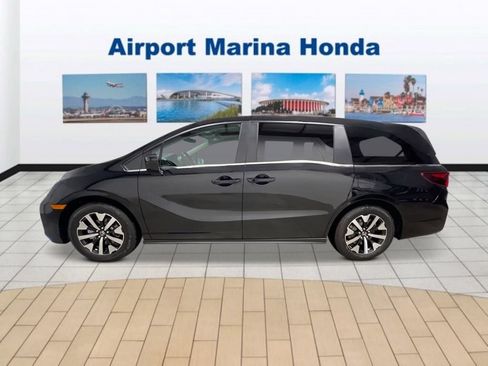 New 2026 Honda Odyssey EX-L image 2
