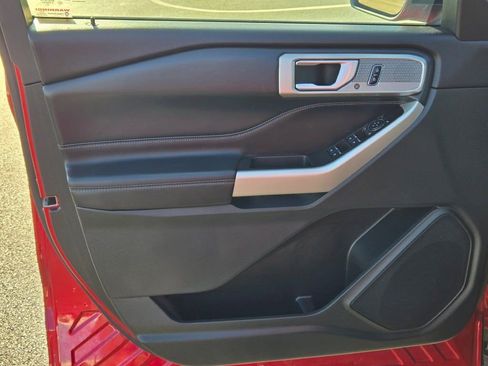 Used 2024 Ford Explorer XLT w/ Equipment Group 202A image 24