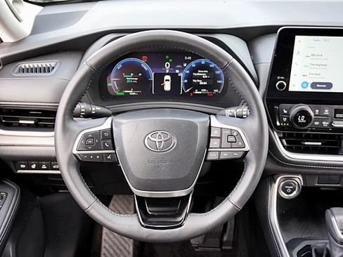 Used 2026 Toyota Grand Highlander AWD Hybrid image 20