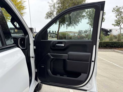 Used 2021 GMC Sierra 1500 AT4 w/ AT4 Value Package image 18