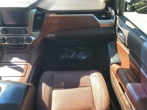 Used 2018 Chevrolet Suburban Premier image 14