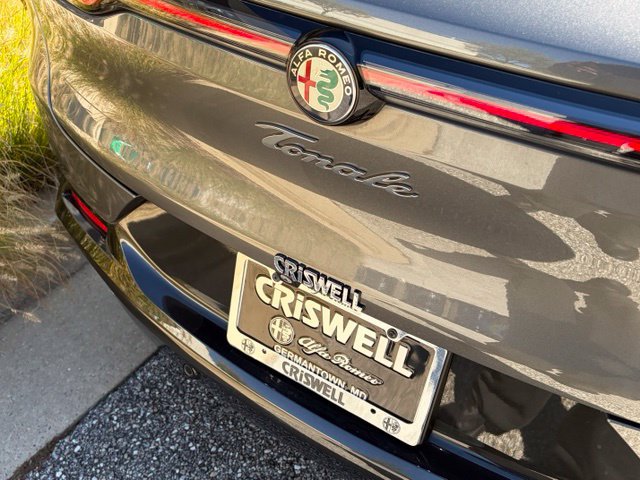 Used 2024 Alfa Romeo Tonale Veloce AWD/4WD image 14