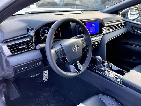 New 2026 Toyota Camry SE image 8