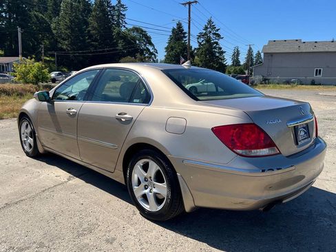 Used 2005 Acura RL AWD/4WD image 10