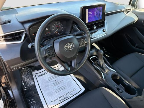 Used 2023 Toyota Corolla LE image 22