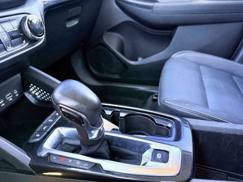 Used 2021 Chevrolet TrailBlazer LT w/ Premium Seating Package FWD image 29