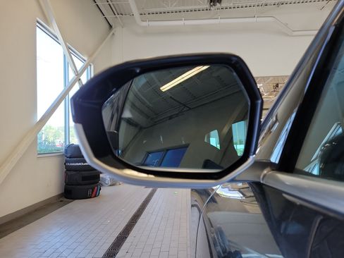 Used 2025 BMW X3 xDrive30i AWD/4WD image 10