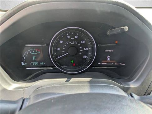 Certified 2021 Honda HR-V EX image 10