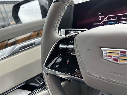 Certified 2025 Cadillac Escalade Sport Platinum w/ LPO, Floor Liner Package image 40