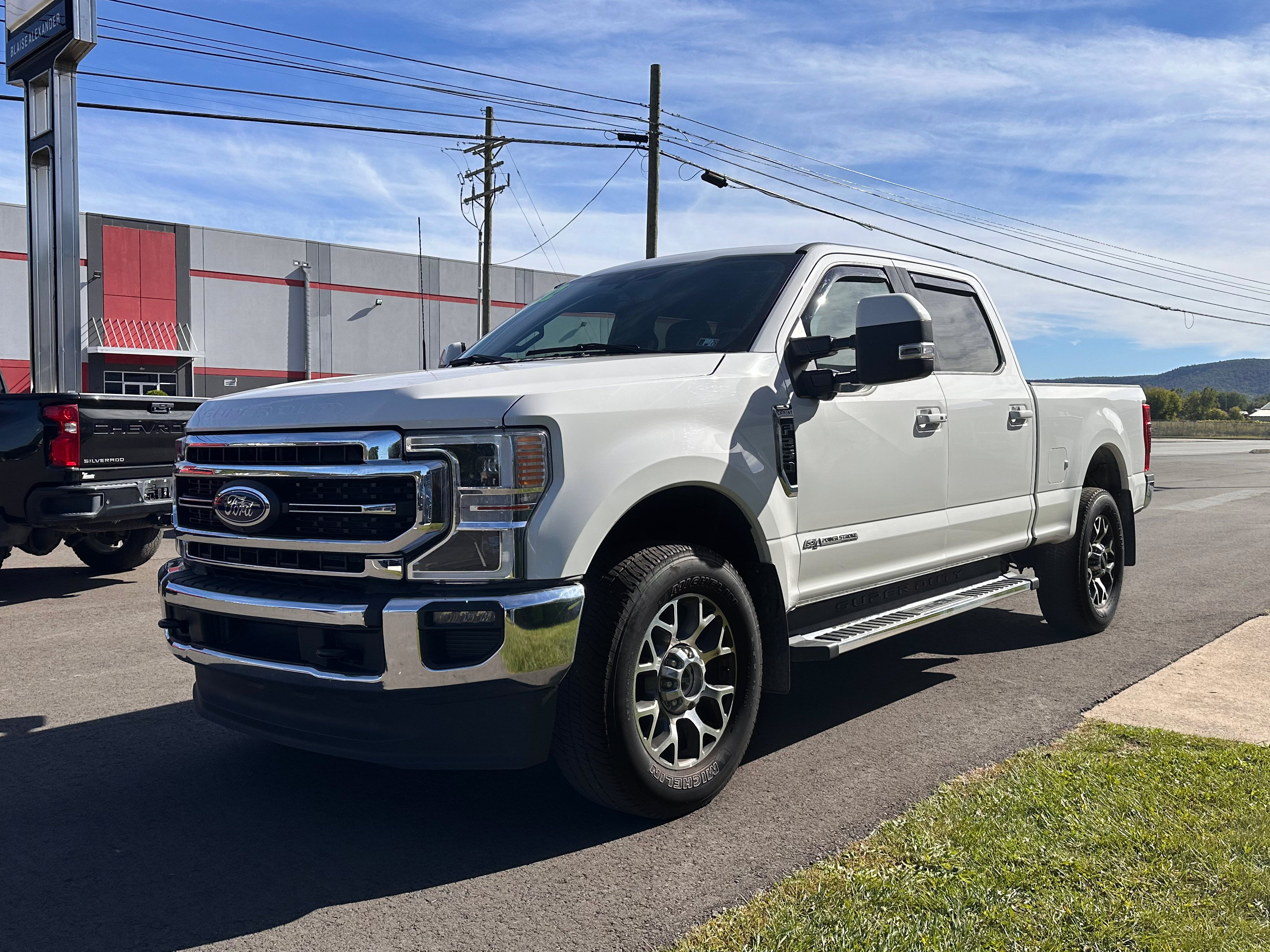 Used 2022 Ford F250 Lariat w/ Lariat Ultimate Package AWD/4WD image 8