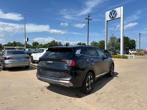 Used 2026 Kia Sportage LX FWD image 5