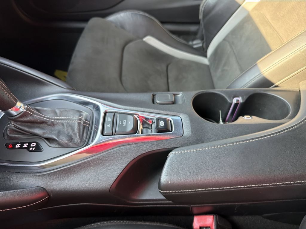 Used 2020 Chevrolet Camaro SS RWD image 26