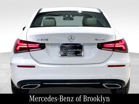 Certified 2022 Mercedes-Benz A 220 A 220 image 5