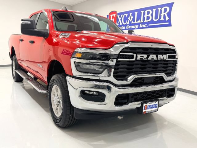 Used 2026 RAM 2500 Big Horn AWD/4WD image 2