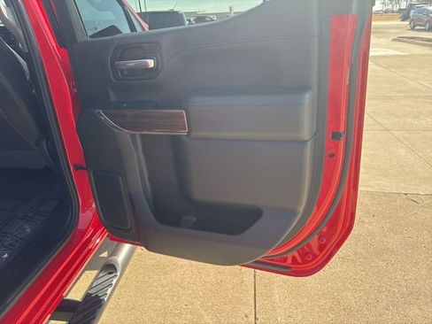 Used 2020 Chevrolet Silverado 1500 LT Trail Boss image 22