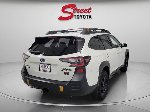 Used 2022 Subaru Outback Wilderness image 4