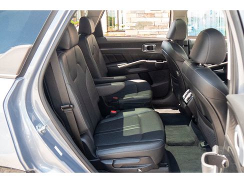 Used 2023 Kia Sorento SX AWD/4WD image 20