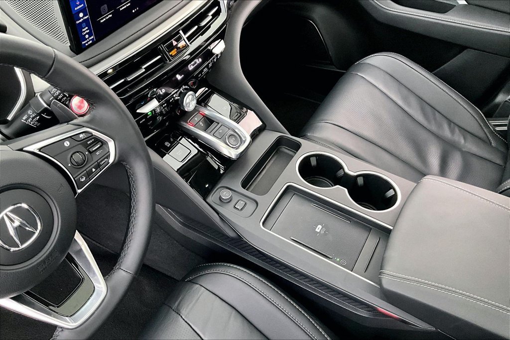 Certified 2026 Acura MDX w/ Technology Package FWD image 17