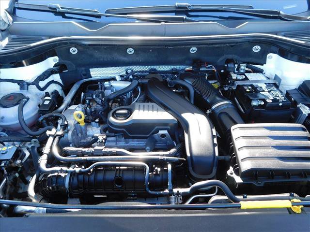 Used 2025 Volkswagen Taos S FWD image 29