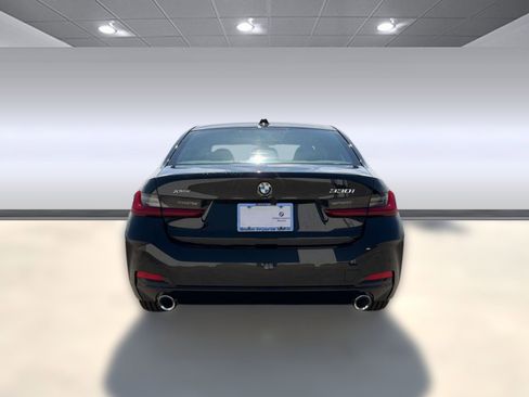 Used 2026 BMW 330i xDrive Sedan w/ Premium Package AWD/4WD image 9