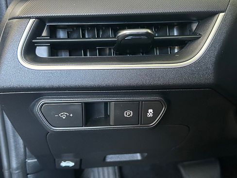 Used 2025 Kia K4 FWD image 28