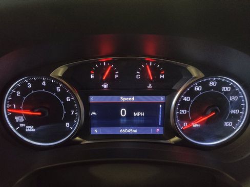 Used 2023 GMC Terrain SLT image 23