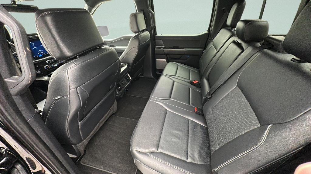 Used 2024 Ford F150 Lariat AWD/4WD image 11