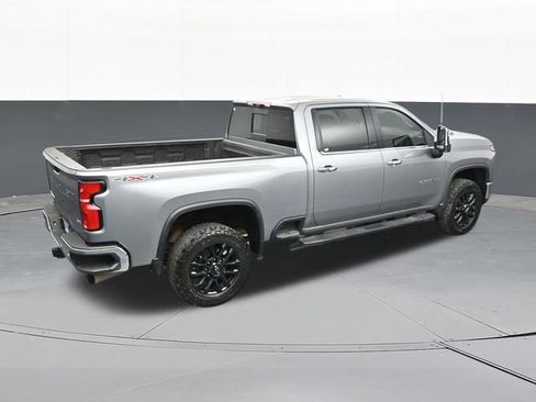 Used 2025 Chevrolet Silverado 2500 LTZ w/ LTZ Plus Package image 60