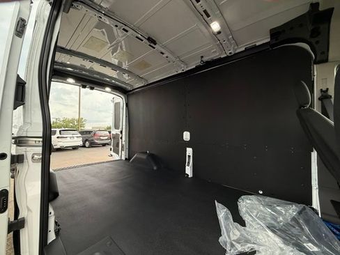 New 2026 Ford Transit 250 148 Medium Roof RWD image 44