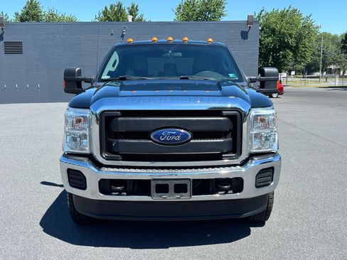 Used 2015 Ford F250 XL w/ Power Equipment Group AWD/4WD image 4