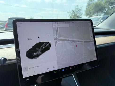 Used 2019 Tesla Model 3 Standard Range Plus RWD image 12
