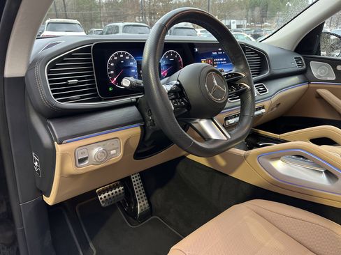 Certified 2024 Mercedes-Benz GLS 450 4MATIC image 25