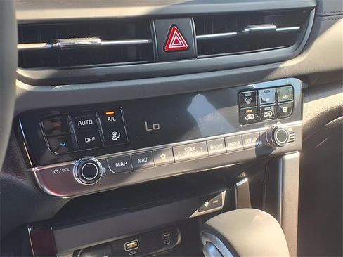 New 2026 Kia Seltos EX image 9