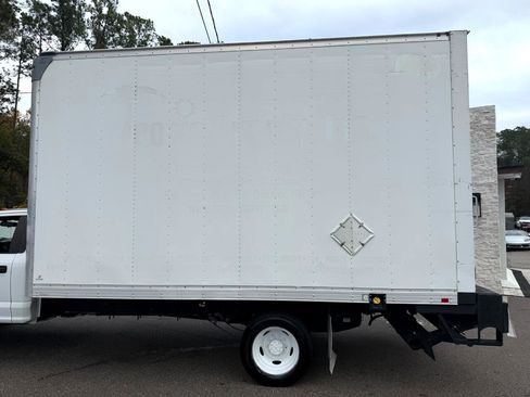 Used 2019 Ford F450 XL w/ XL Value Package image 13