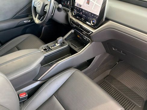 Certified 2026 Lexus TX 350 AWD w/ Technology Package image 20
