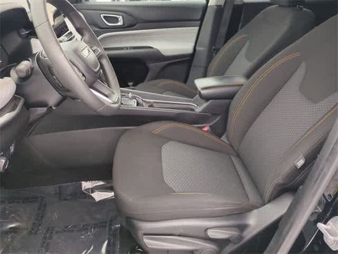 Used 2022 Jeep Compass Sport image 16