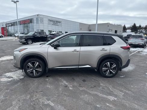 Certified 2023 Nissan Rogue SL w/ SL Premium Package image 4