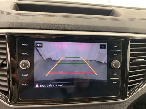 Used 2021 Volkswagen Atlas Cross Sport SEL image 20