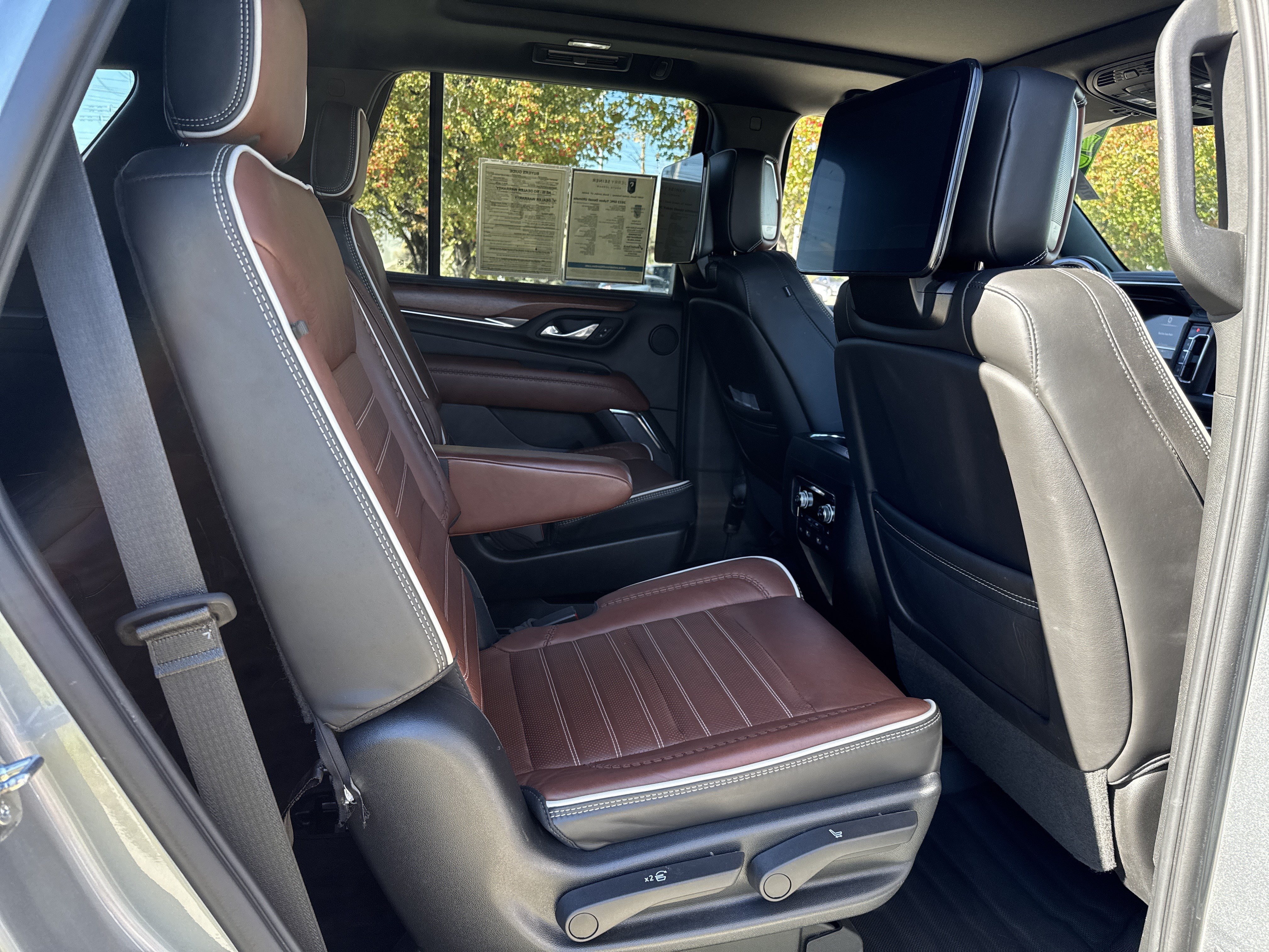 Certified 2023 GMC Yukon Denali Ultimate AWD/4WD image 22