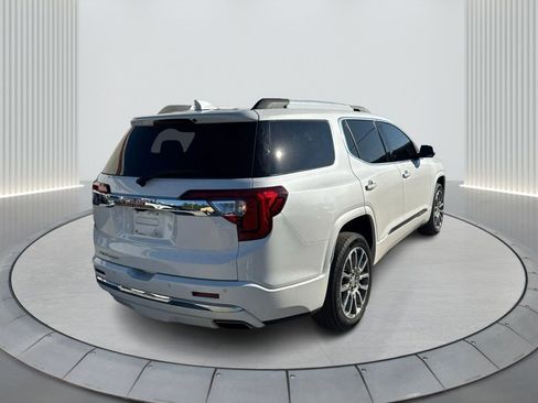 Used 2023 GMC Acadia Denali w/ Denali Technology Package image 6