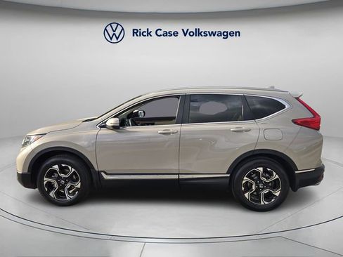 Used 2018 Honda CR-V Touring image 4