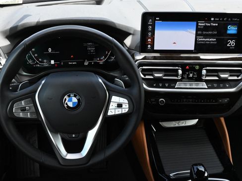 Used 2025 BMW X4 xDrive30i AWD/4WD image 15